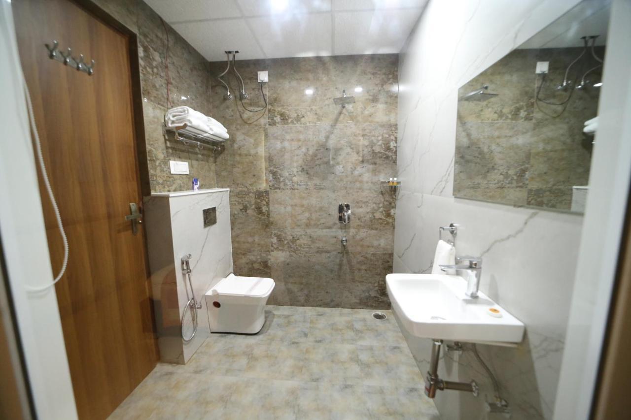 Hotel Myriad Inn Divisione di Divisione di Jaipur Esterno foto